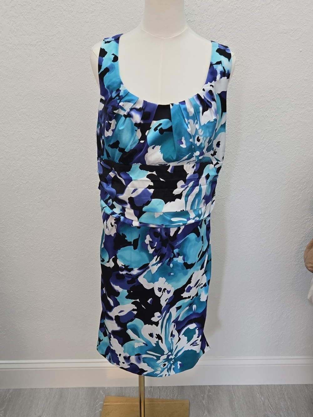 Bisou Bisou(20W) Turquoise Blue Black White Floral Sheath Dress